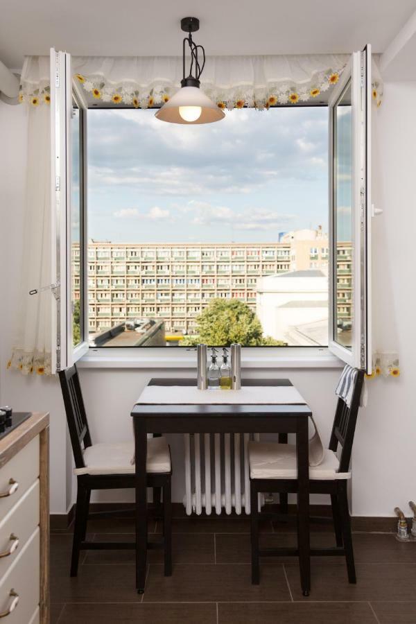 Central Luxury Flat With Terrace - Adela Accommodation - Ideal For Long Stays ブカレスト エクステリア 写真