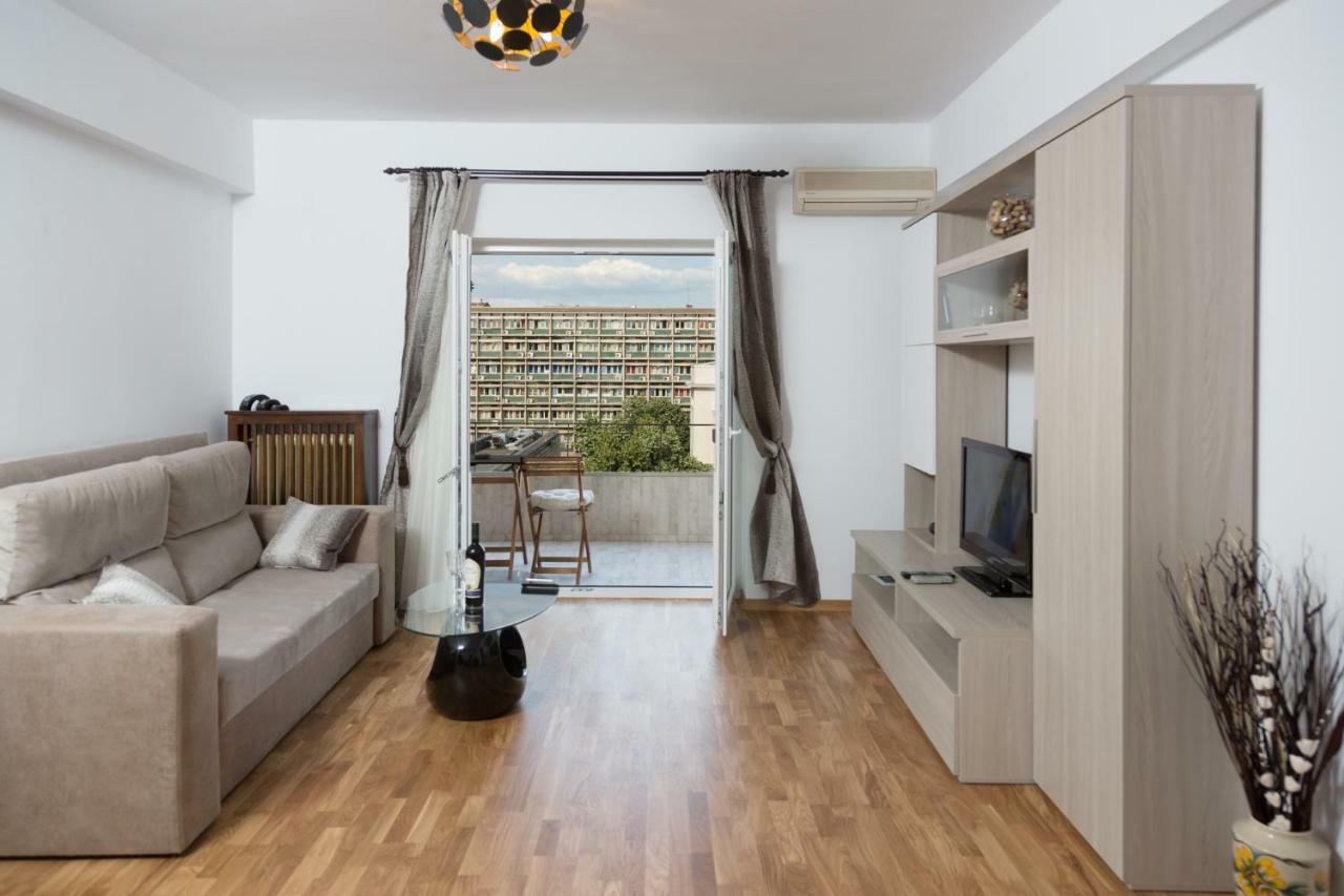Central Luxury Flat With Terrace - Adela Accommodation - Ideal For Long Stays ブカレスト エクステリア 写真