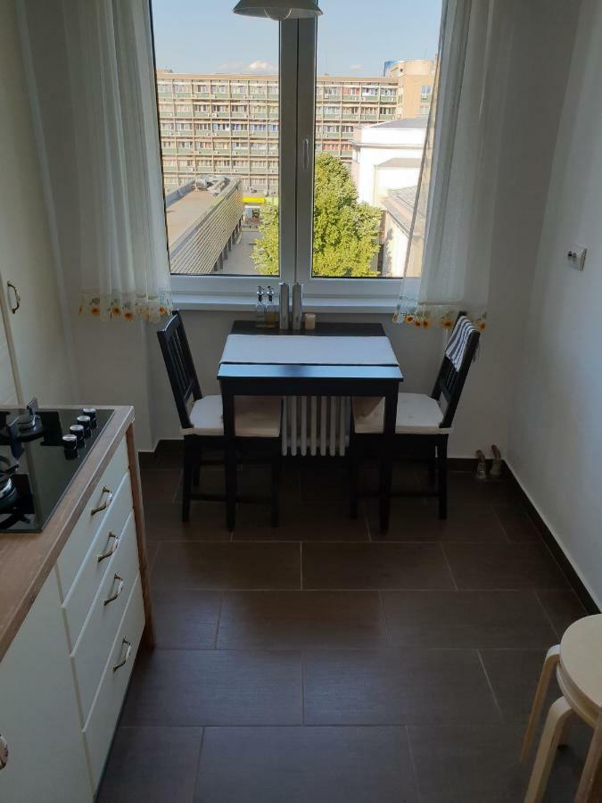 Central Luxury Flat With Terrace - Adela Accommodation - Ideal For Long Stays ブカレスト エクステリア 写真